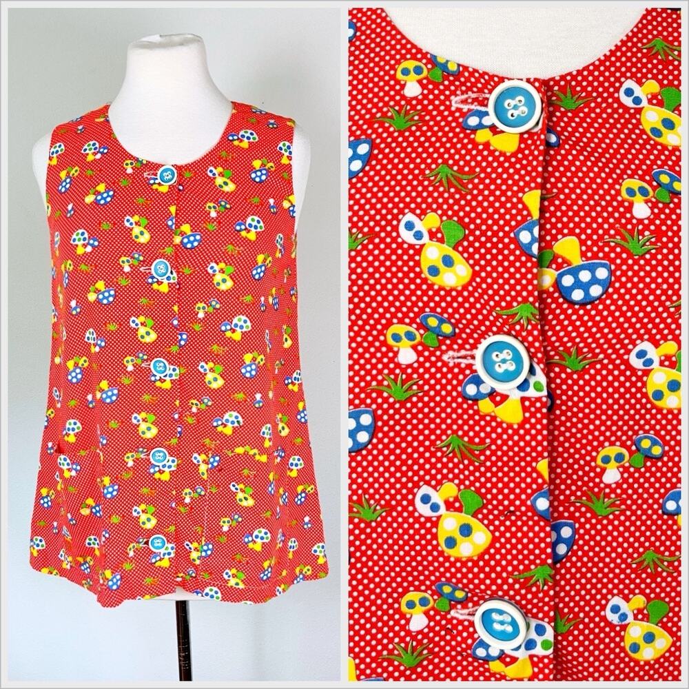 Vintage 60s / 70s Mushroom Novelty Print‎ Tunic Blouse Top Smock // Size Medium